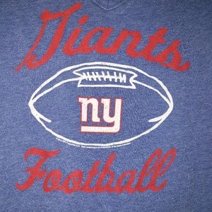 🚨 Ladies New York Giants V-tee.  Ladies Large.